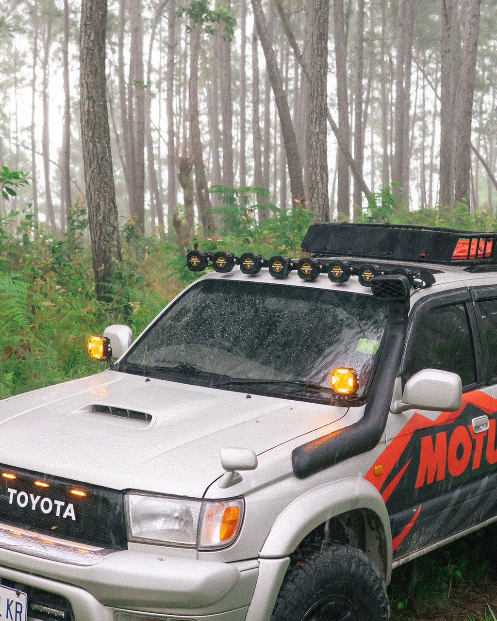 CUBE-Z Series 4 Inch LED Pod Lights Off Road Lights with White DRL & Amber Turn Signal Lights