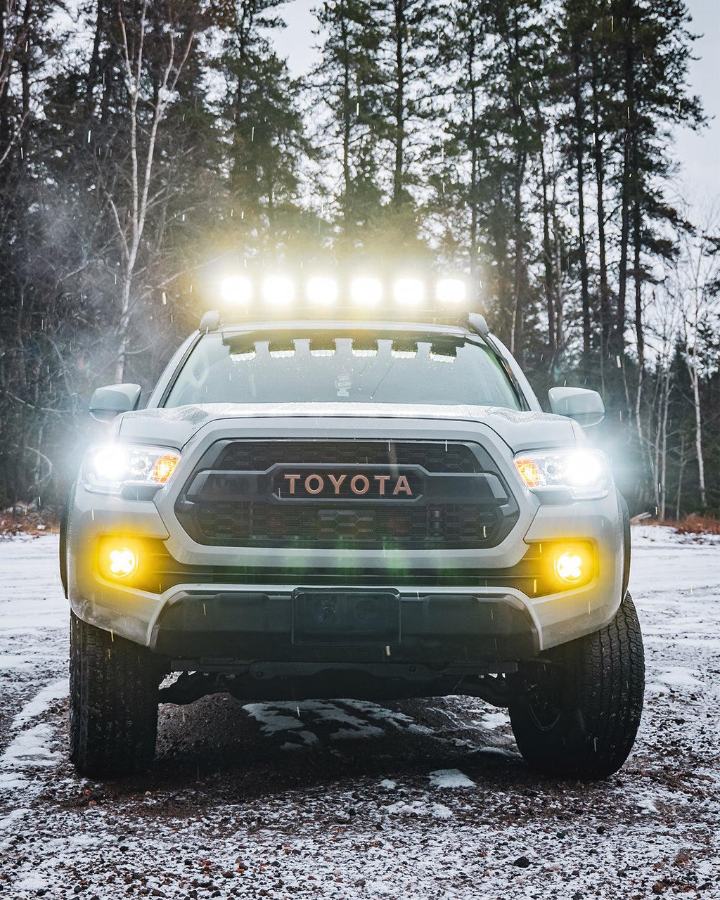 V-MAX Series 4/5/7 Inch Spot Beam Side Shooter LED Pod Lights with Amber DRL
